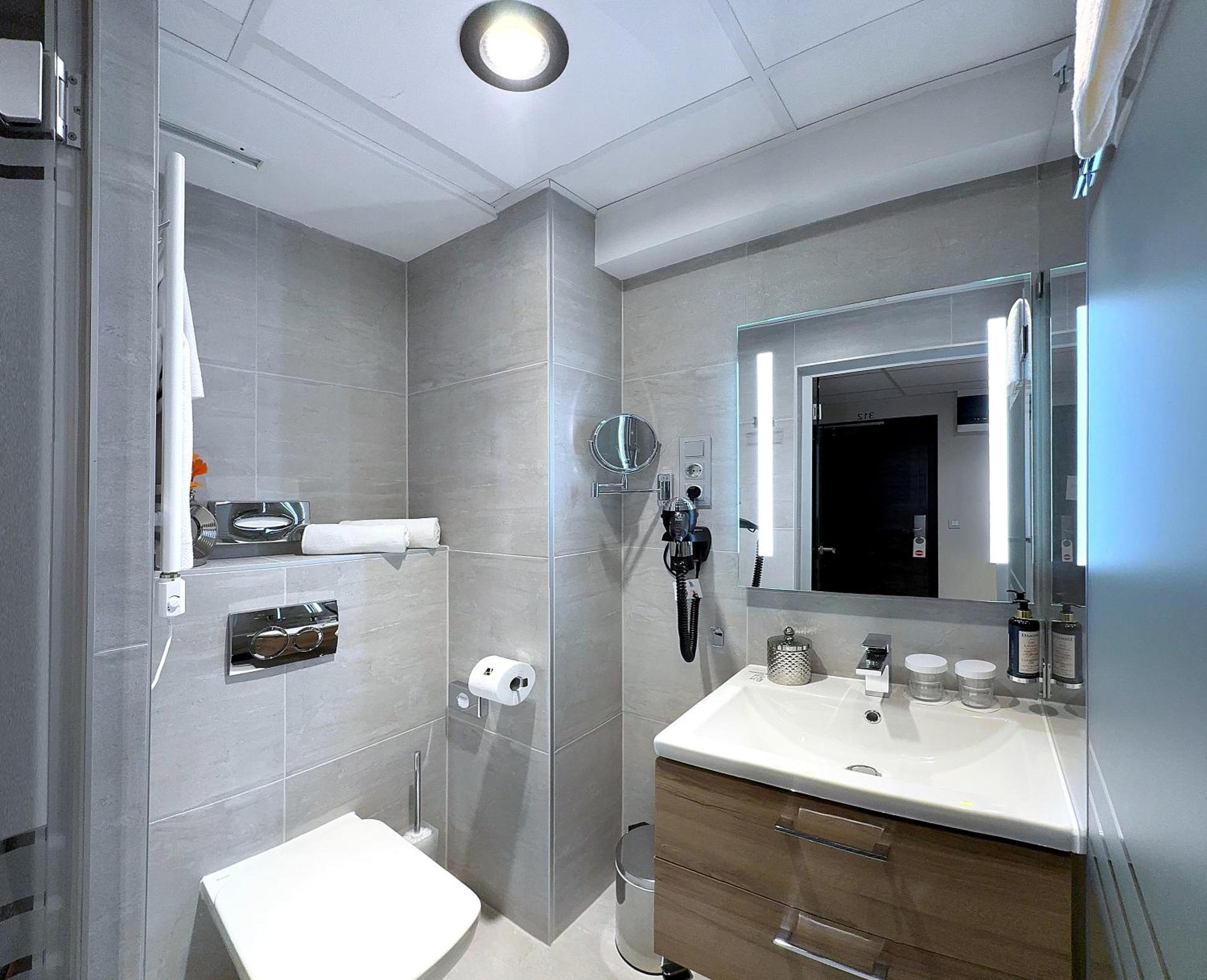 Fashion City Hotel Superior Budapest Phòng bức ảnh